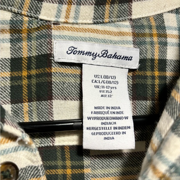 One of a kind flannel with outdoor themed patch! - Picture 4 of 5